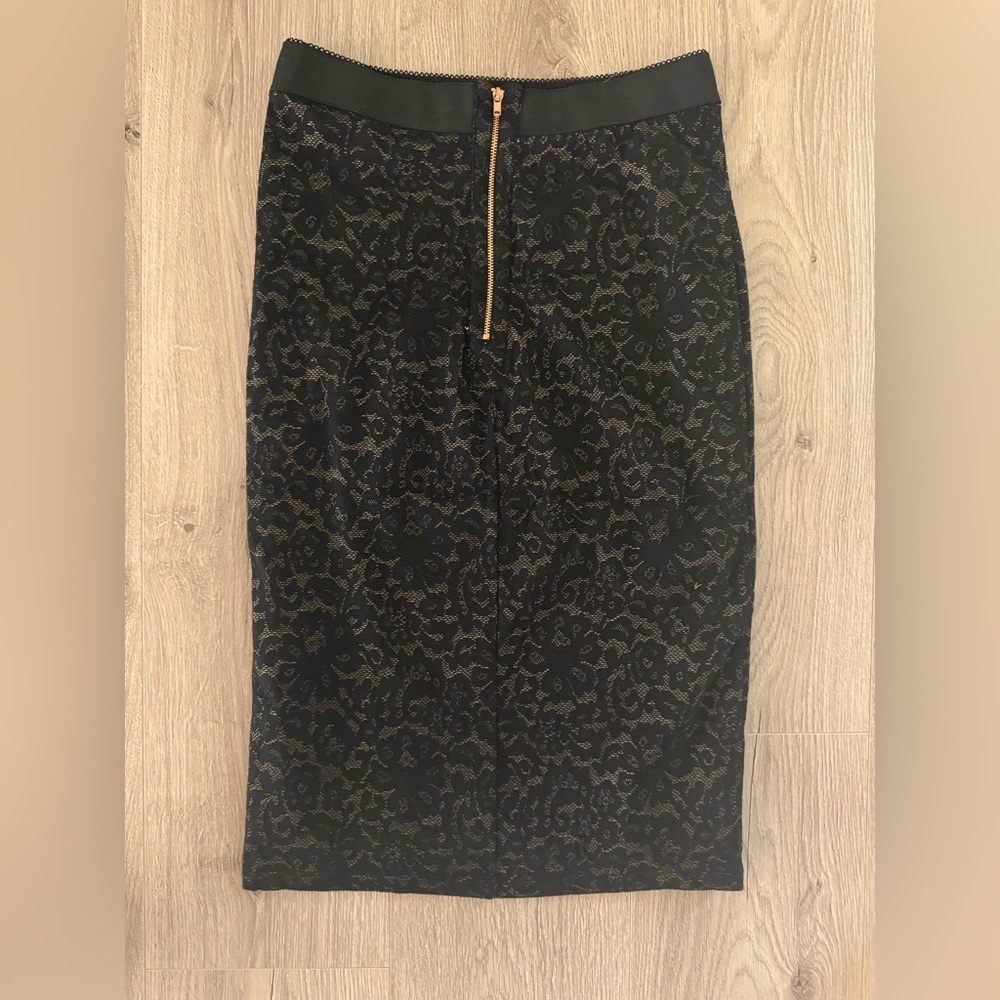 Topshop Stretch Lace Pencil Skirt in Black/ Rose Gold